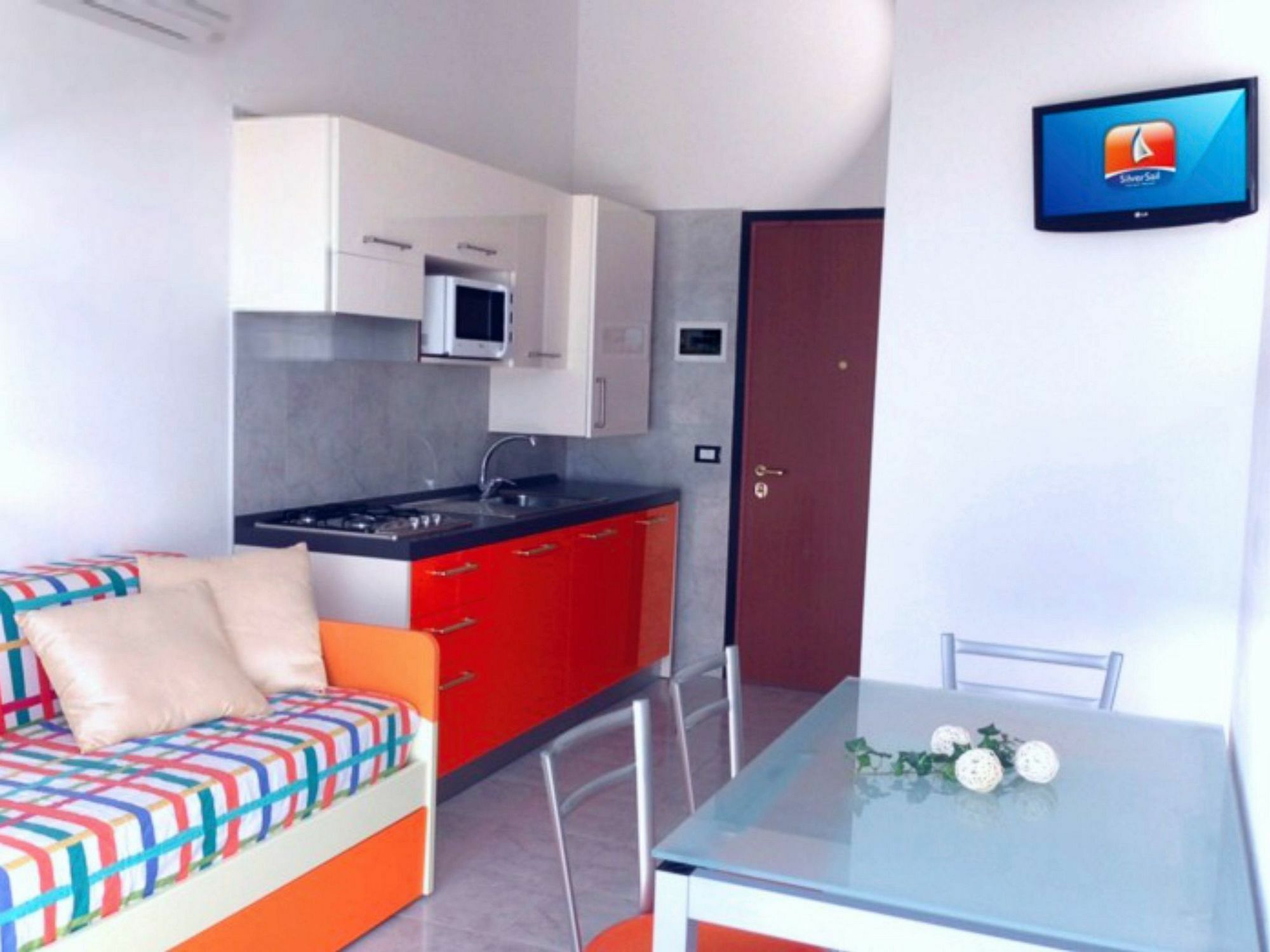 Residence Silver Sail 비비오네 외부 사진